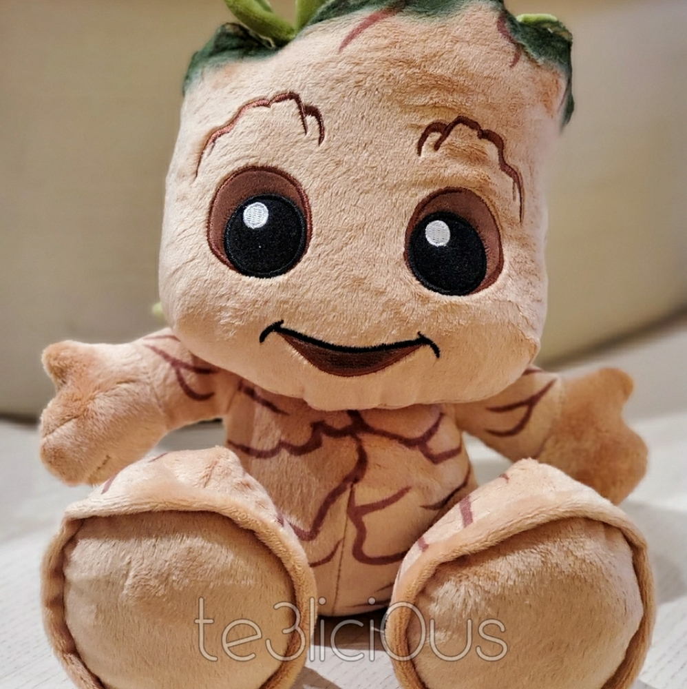DISNEY PARKS BABY GROOT BIG FEET PLUSH - Picture 2 of 7